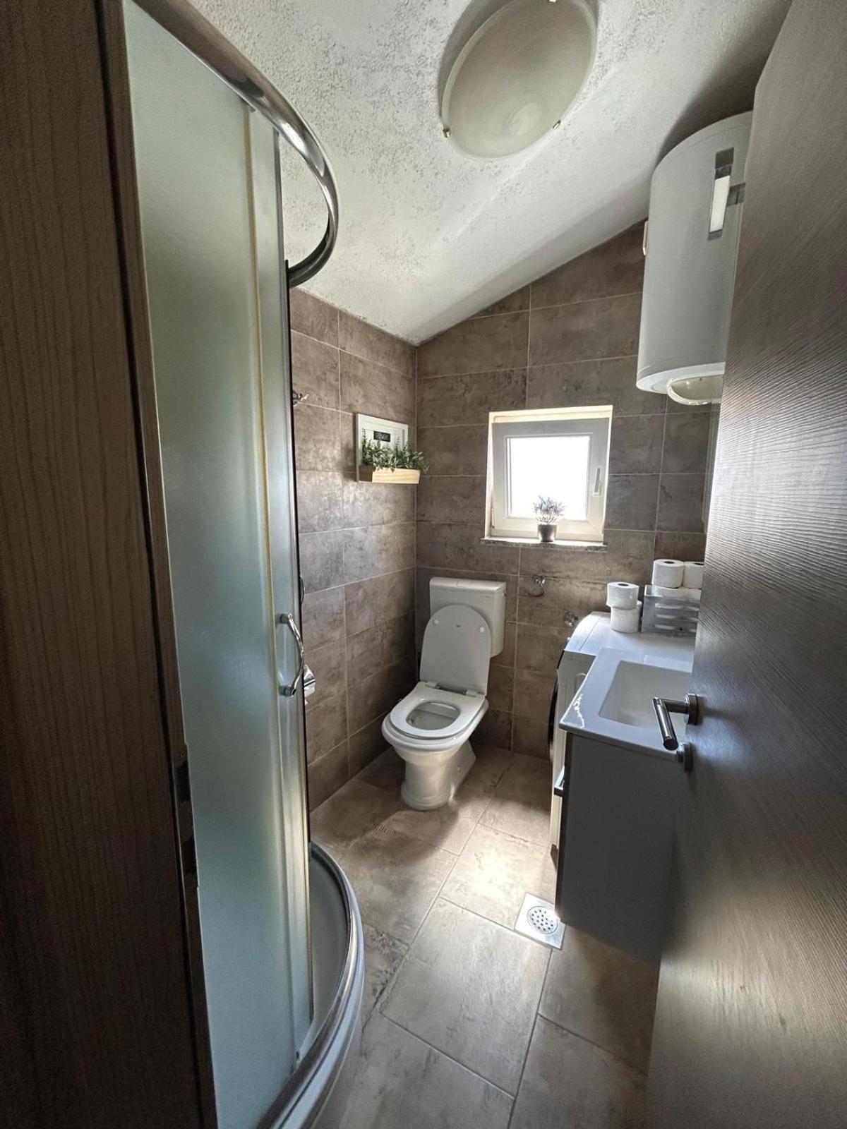 Apartment Narda Baška Voda Esterno foto